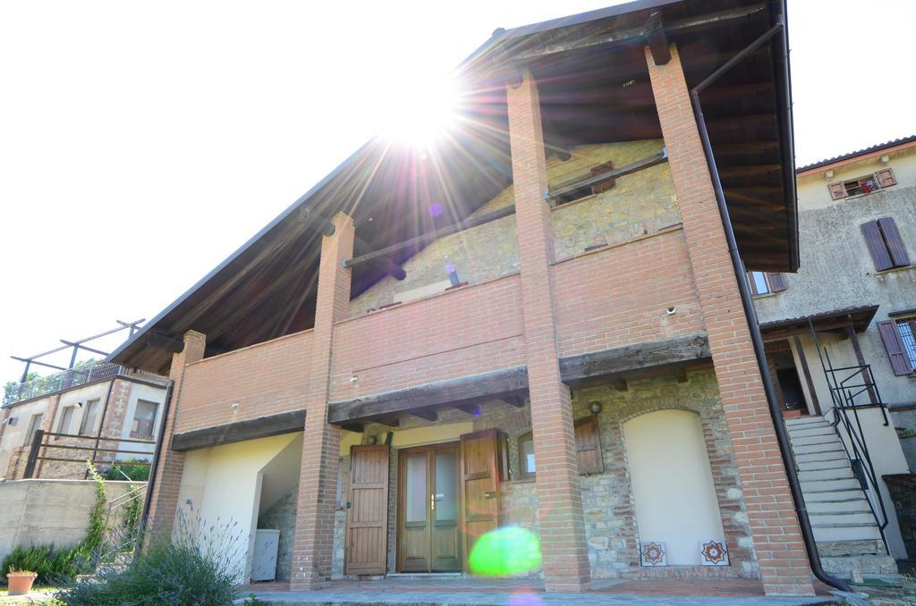 فيلا Agriturismo Agronauta Piozzano المظهر الخارجي الصورة
